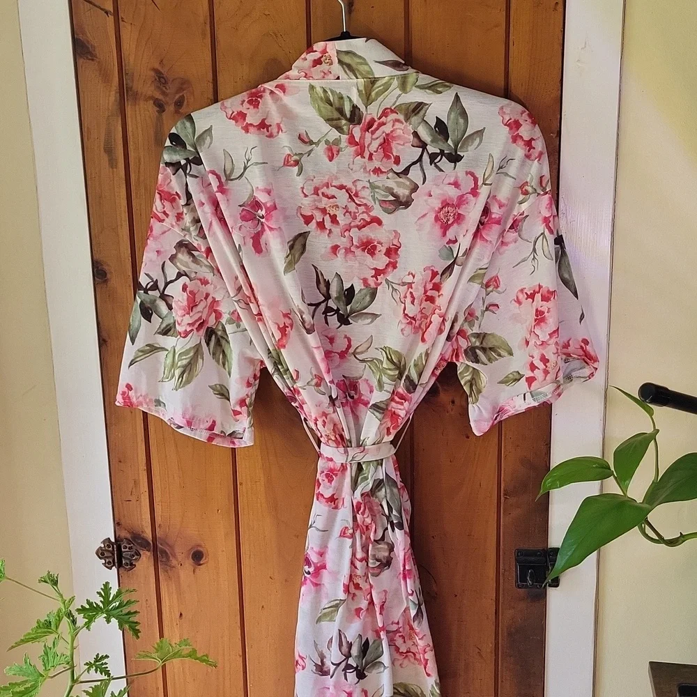 Floral Brie Robe O/S - Picture 4 of 4